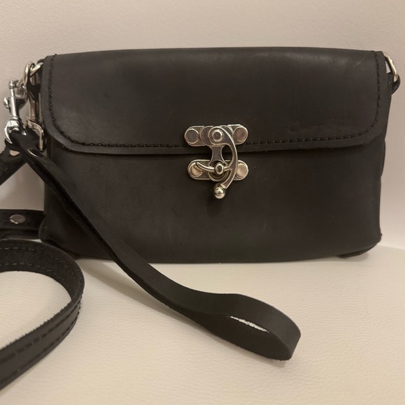 Curtis Blake Crossbody/Wristlet Bag - Picture 6 of 9